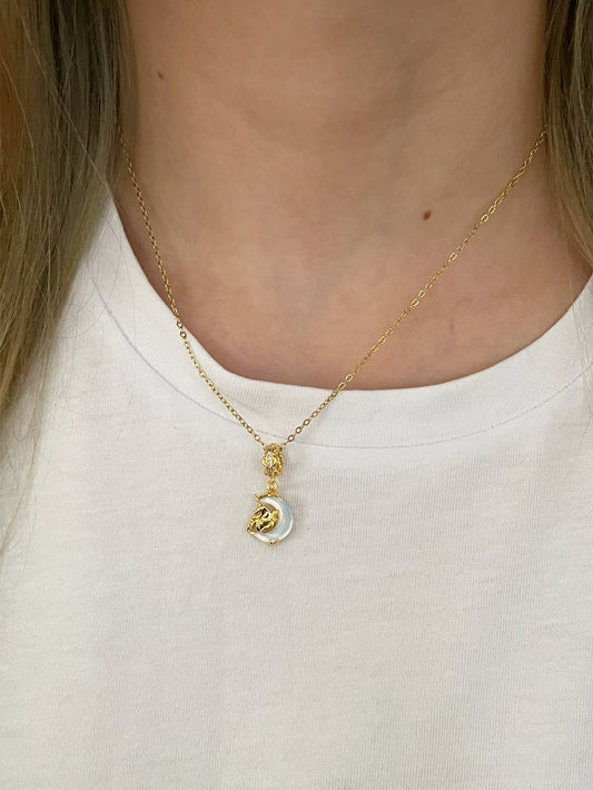 Sedef Ay & Unicorn Kolye